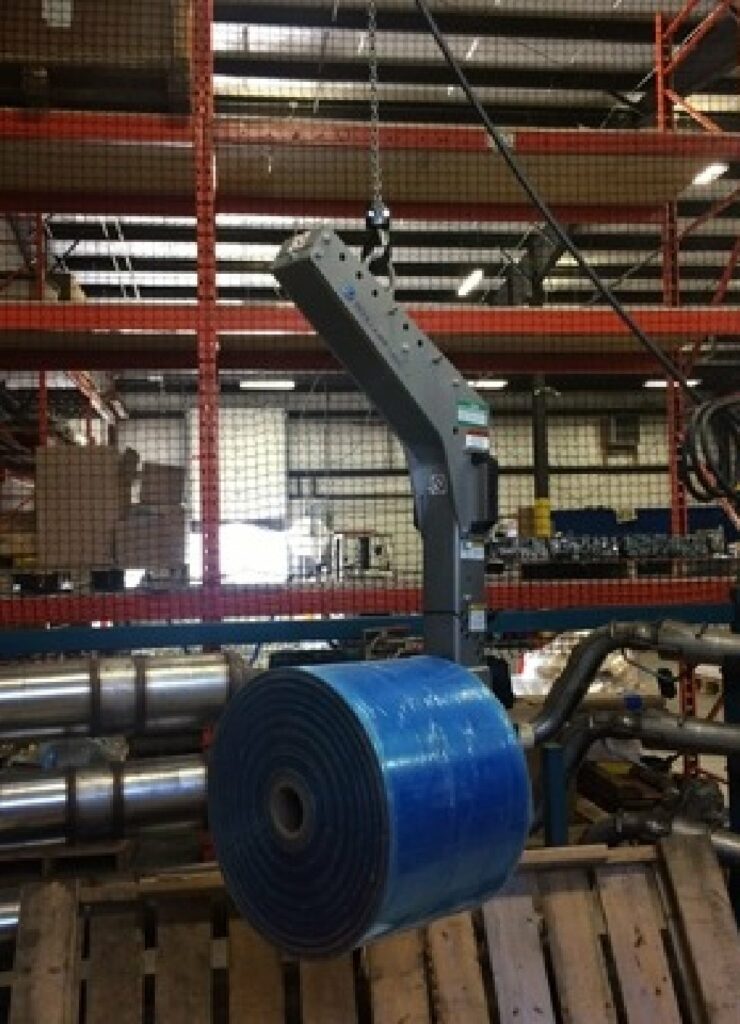 img RD ERGO Hoist Based Roll Lifter 04