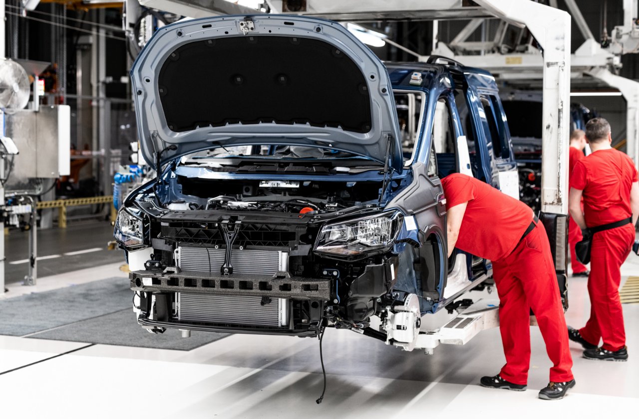 img RD ERGO Manufacturing Automotive